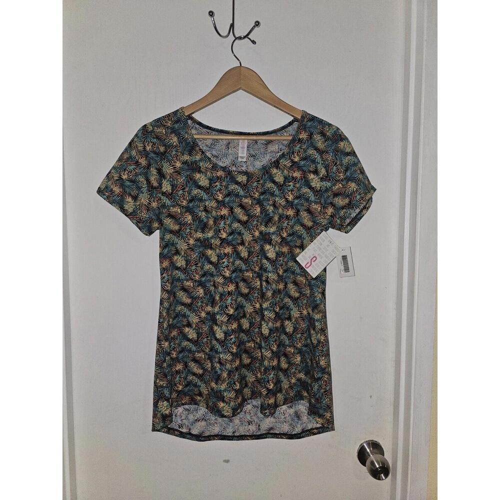 Lularoe Classic T Size Sm